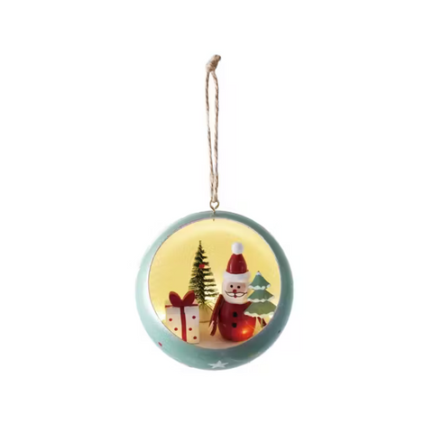 A Christmas To Remember Diorama Ornament - Santa
