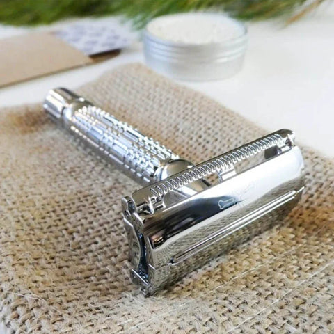 Albatross Designs Flagship Butterfly Razor