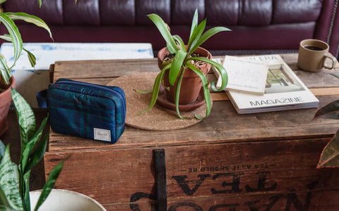 Cloudform Anchor Organizer, Tartan Plaid Black Iris - Herschel Supply Co.