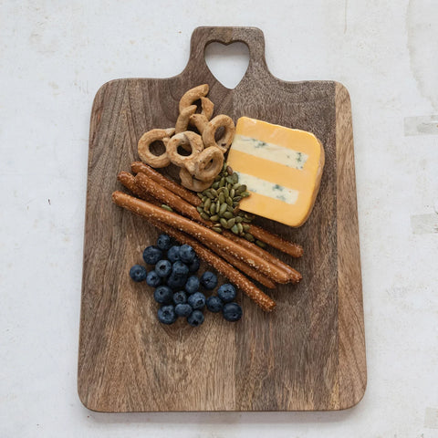 Cutting Board With Heart-Shaped Cut Out Handle