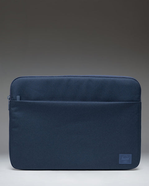 Denman 15-16 Inch Sleeve Tech, Mood Indigo Tonal - Herschel Supply Co.