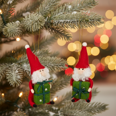 Felt Gnome With Gift Ornament - Bow In Middle
