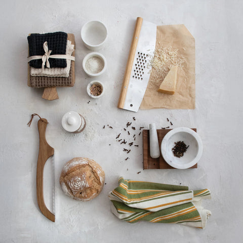 Gustav Mezzaluna Pizza Cutter With Grater