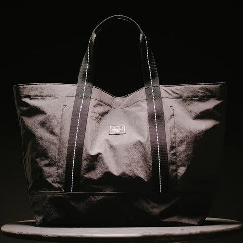 Herschel Classic™ Large Ripstop Reflective Tote, Black/Black - Herschel Supply Co.