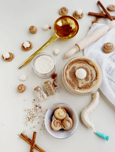 Cinnamon Roll KidDough Play Kit - Earthgrown KidDough