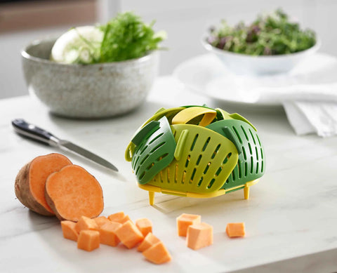 Joseph Joseph Bloom™ Green Folding Steamer Basket
