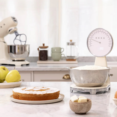 SMEG Retro Style Kitchen Scale, Cream