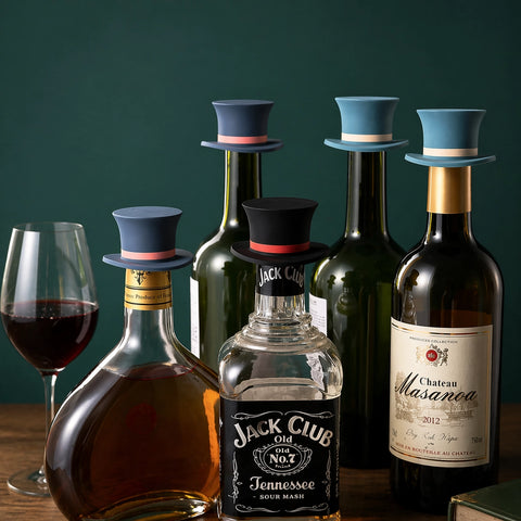 Magic Top Hat Wine Stopper - Black