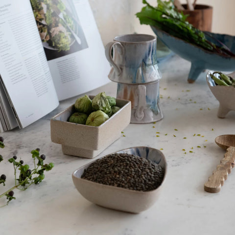 Majella Footed Rectangular Stoneware Bowl