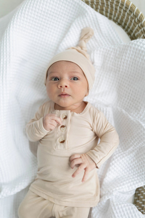 Top and Bottom Outfit Set Gender-Neutral Newborn Clothes - Sand - Stroller Society