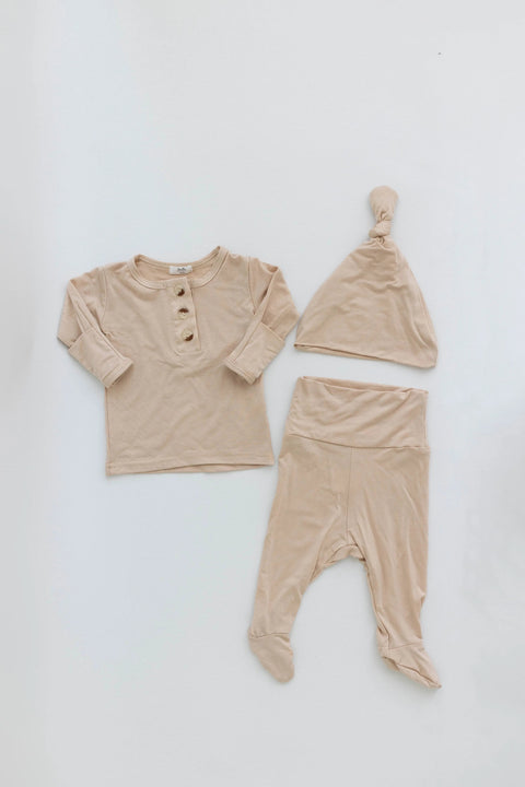 Top and Bottom Outfit Set Gender-Neutral Newborn Clothes - Sand - Stroller Society