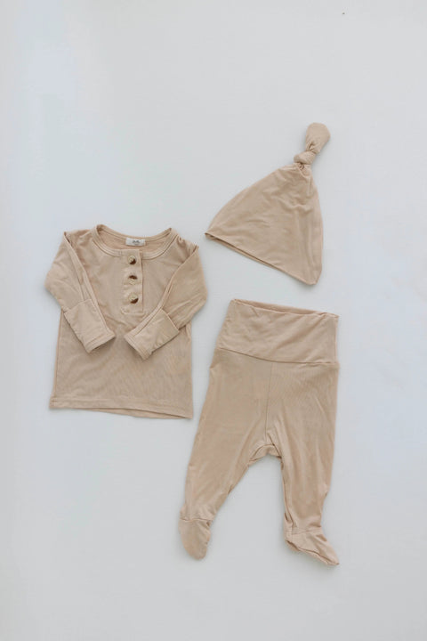 Top and Bottom Outfit Set Gender-Neutral Newborn Clothes - Sand - Stroller Society