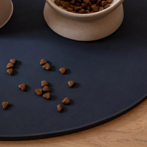 Oscar Silicone Cat Placemat - Black