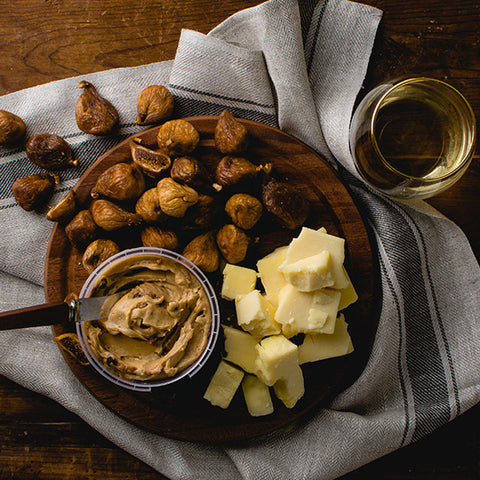 Di Bruno Bros. Pinot Grigio & Fig Cheese Spread
