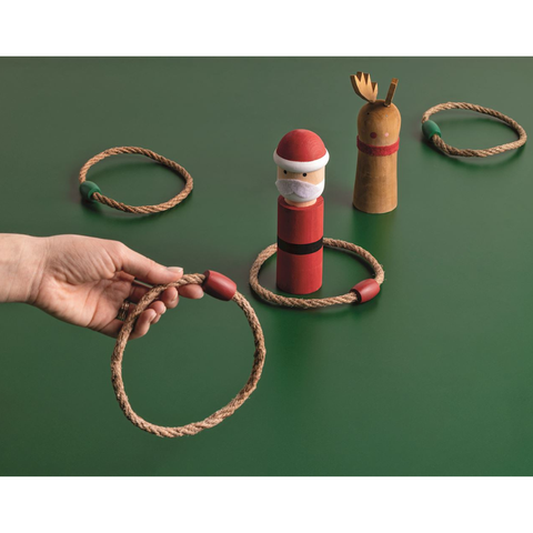 Santa & Reindeer Ring Toss Game