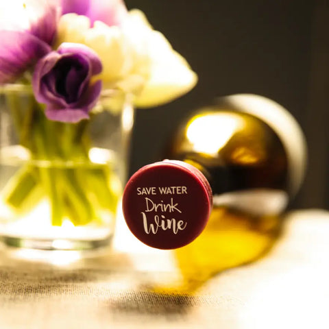 Save Water Drink Wine Wine Cap - CapaBunga®