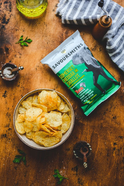 Savoursmiths Somerset Cheddar And Shallot Potato Crisps, 40g