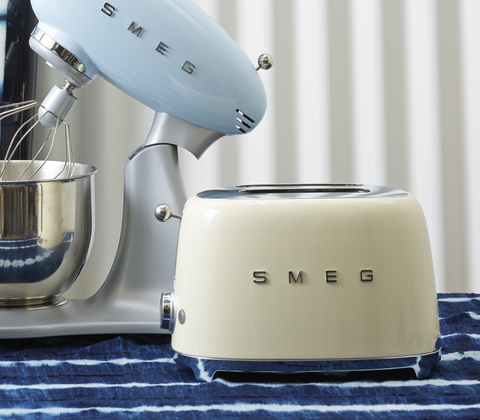 SMEG 2-Slot, 2-Slice Retro Style Toaster, Cream