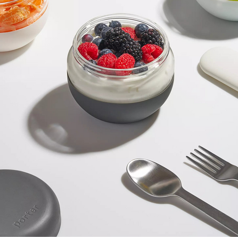 W&P Seal Tight Glass Bowl - 2 Cup, Charcoal