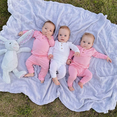 White Newborn Outfit - Baby Coming Home Outfit (Newborn - 12 months) - Stroller Society